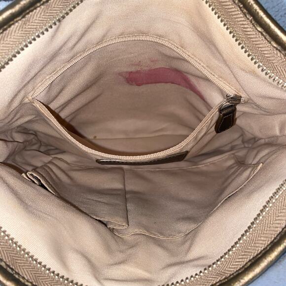 Coach Signature Small Dufflette Shoulder Bag Crossbody 25697  GUC Coach Signature Chain Dufflette Crossbody